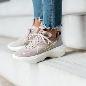 Nike vista lite in rose